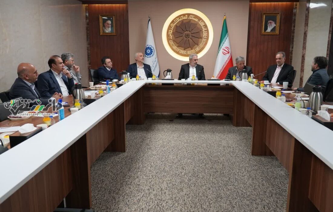 برگزاری جلسات ویژه بررسی نیازهای مرتبط به هوش مصنوعی به میزبانی اتاق بازرگانی البرز
