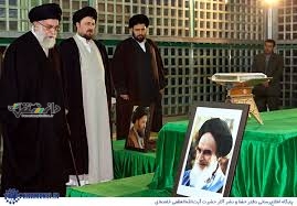 حضور رهبر انقلاب اسلامی در مرقد بنیانگذار جمهوری اسلامی ایران