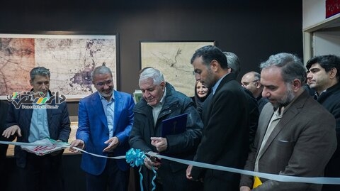 اولین نمایشگاه اسناد شهرسازی کرج افتتاح شد