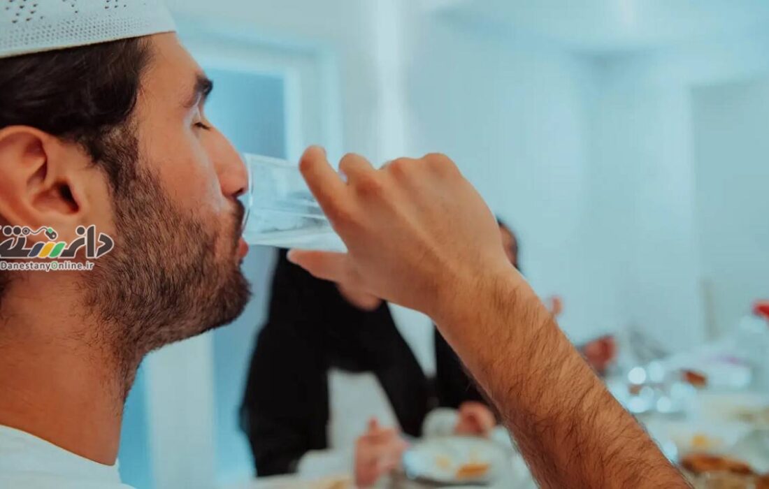 دانستنی پزشکی/چگونه بدن خود را در ساعات روزهداری هیدراته نگه داریم؟