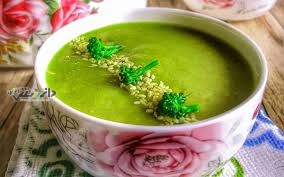 دانستنی آشپزی/طرز تهیه سوپ بروکلی و پنیر چدار