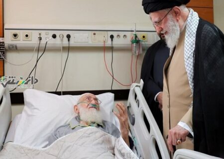 دانستنی سیاسی/عیادت رهبر معظم انقلاب از آیتالله نوری همدانی