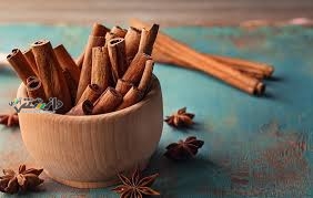 دانستنی سلامت/تاثیر دارچین بر روی مصرف داروها