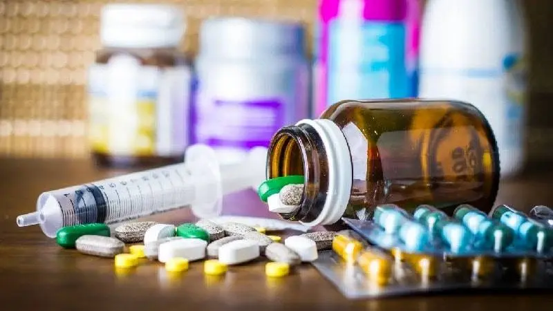 دانستنی پزشکی/افزایش قیمت دارو بدون پوشش بیمهای نباید اجرا شود