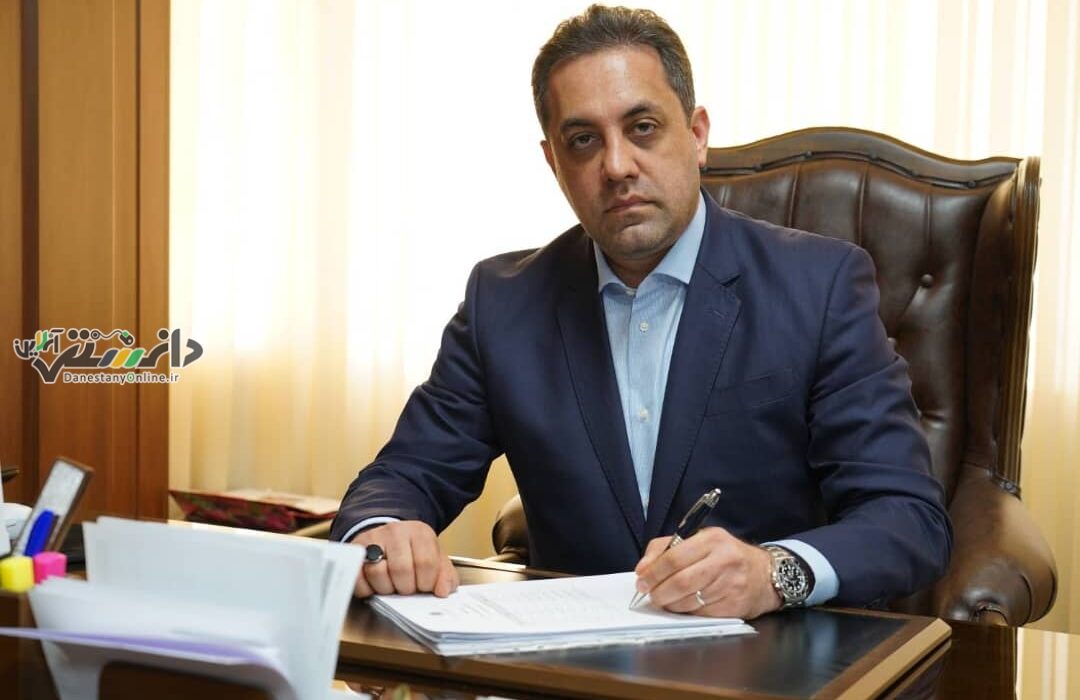 روز ملی صنعتومعدن؛ بزرگداشت قهرمانان جبهه اقتصاد است