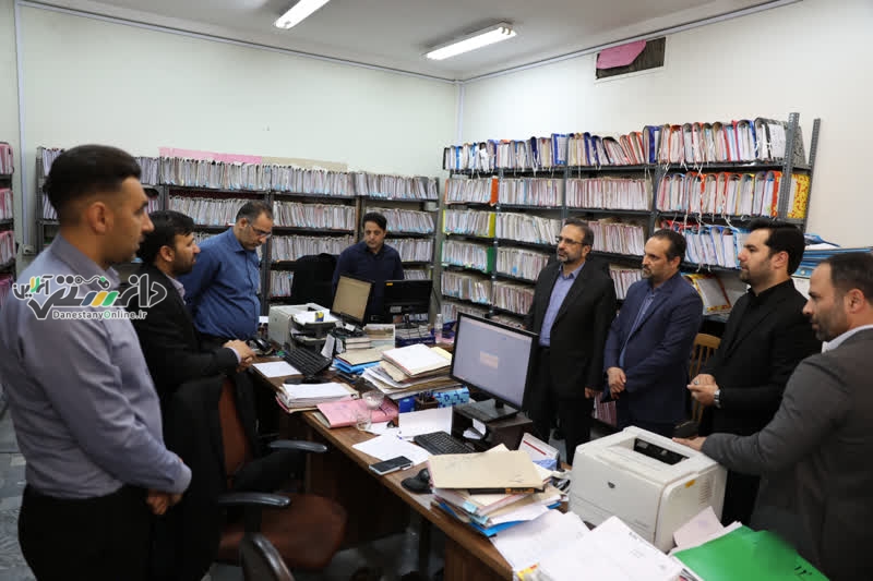 بازدید رئیس کل دادگستری استان البرز از دادسرای ناحیه یک کرج