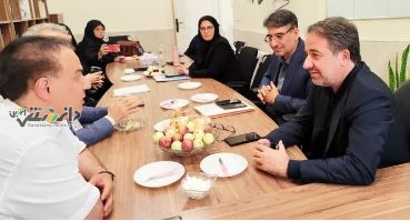 حضور مدیرکل راه و شهرسازی استان البرز در خانه مطبوعات و تجلیل از خبرنگاران به مناسبت روز خبرنگار