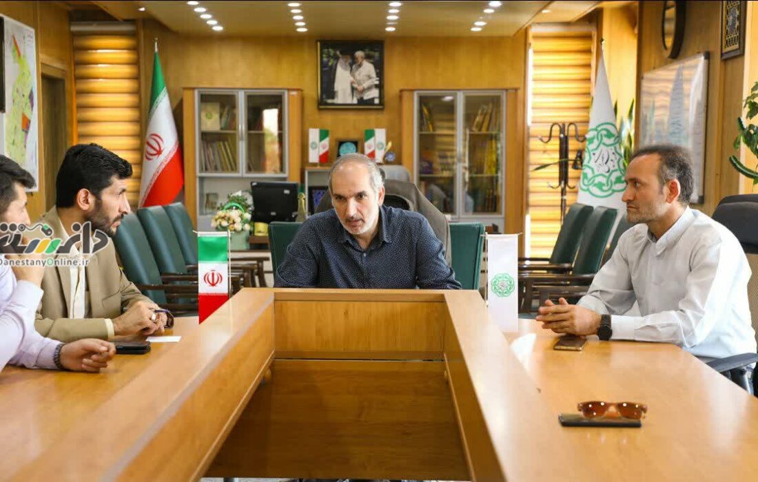 در بازدید شهردار فردیس از منطقه یک تاکید شد: اولویت تسهیل در امور و افزایش رضایتمندی شهروندان
