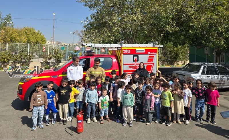 توسط سازمان فرهنگی شهرداری فردیس انجام شد؛ تقدیر از آتشنشانان و برگزاری کارگاه آموزش ایمنی ویژه کودکان