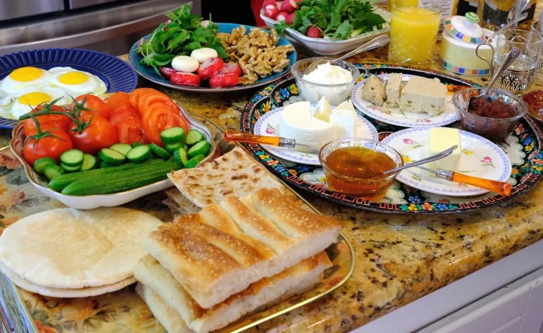 تاثیر صبحانه بر عملکرد مغز در ساعات کاری