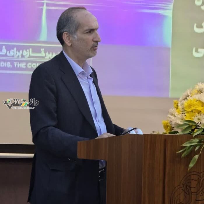 آغاز حرکت فردیس به سمت حمل و نقل سبز؛ ۵ دستگاه اتوبوس برقی و کارت بلیط الکترونیکی رونمایی شد