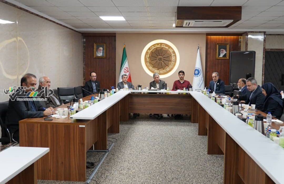 انتقال صدور پروانه فعالیت صنایع غذایی و دارویی باید ساماندهی شود