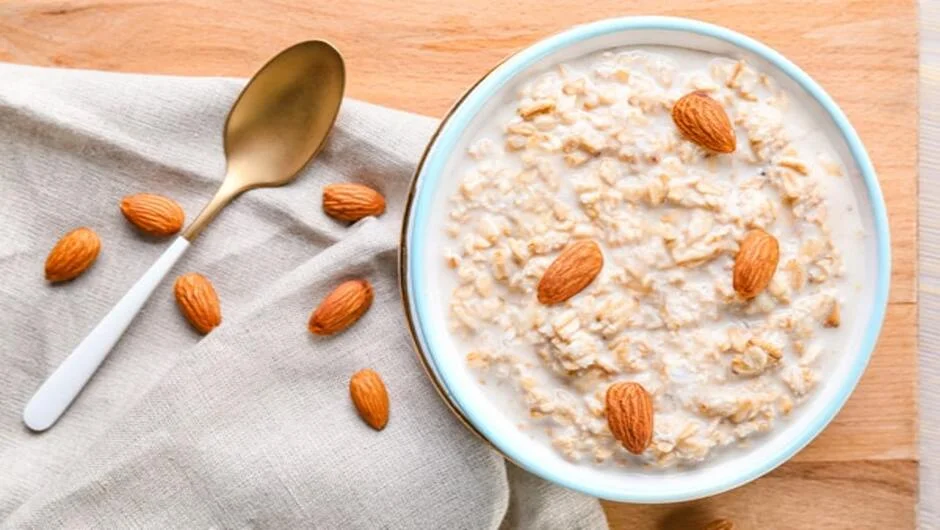 طرز تهیه حریره بادام به چند روش ساده و لذیذ
