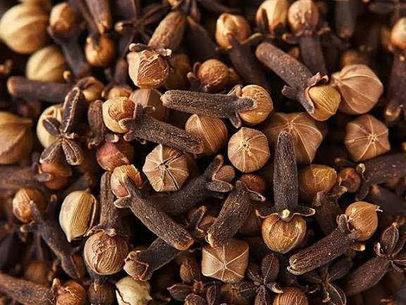 میخک یک داروخانه طبیعی در خانه شما