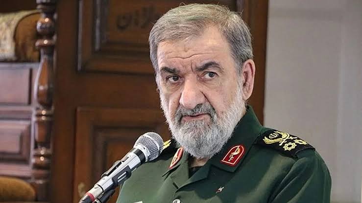 نقشه راه محسن رضایی برای مواجهه با سیاستهای آمریکا
