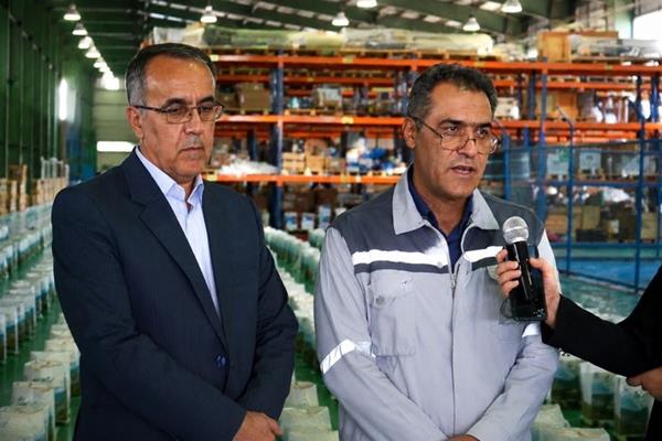 توزیع ۶۰۰ بسته معیشتی در بین خانوادههای نیازمند